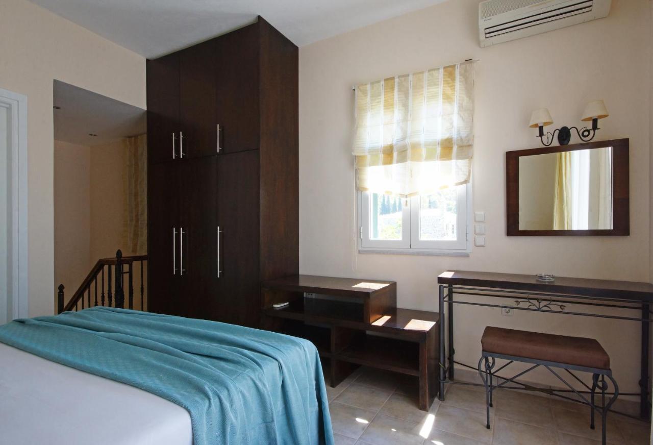 Aegean Villas Poros Town Eksteriør billede