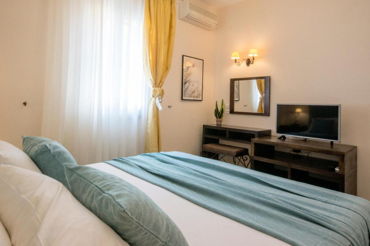 Aegean Villas Poros Town Eksteriør billede